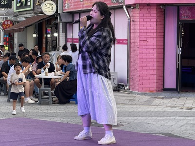 해남 매일시장에선 "나도 가수다"